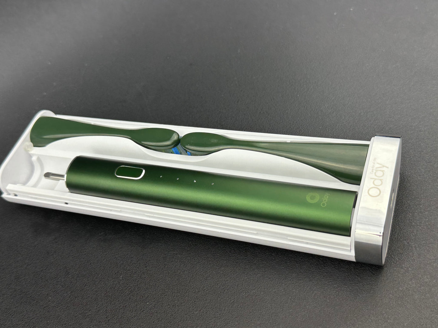 Emerald Green Sonic Electric Toothbrush With UV Case - Oday by HARUN